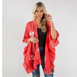 RUFFLED KIMONO WITH FLORAL DETAILED. One size